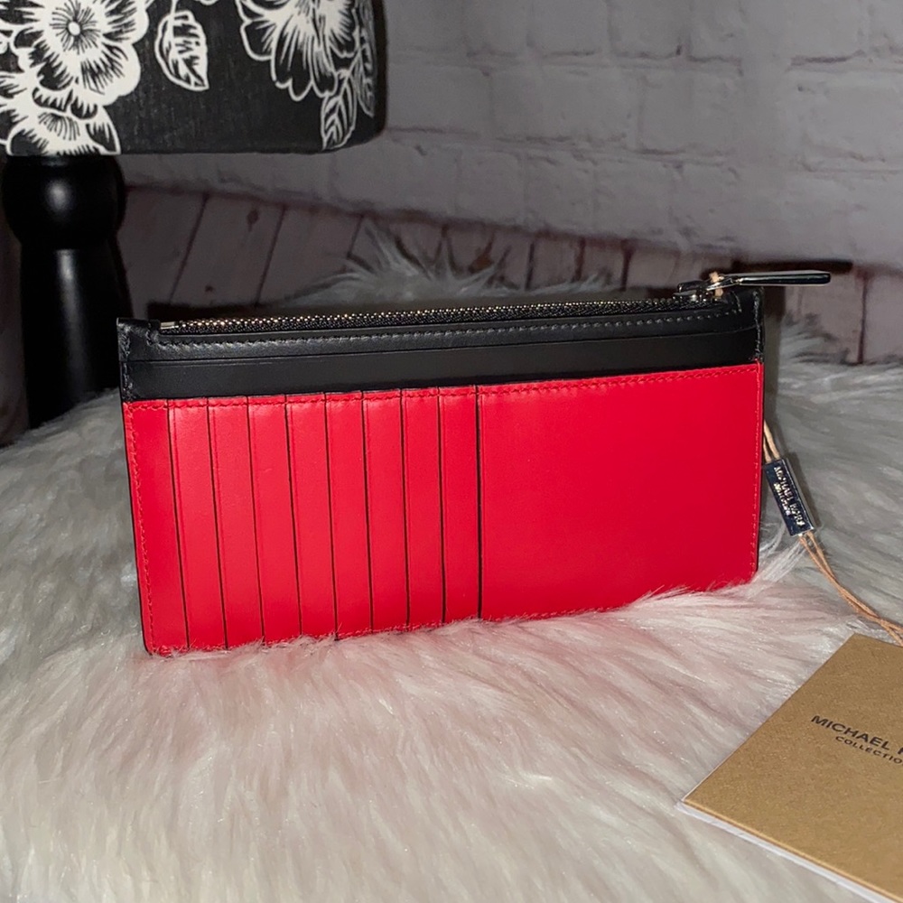 Michael Kors Collection Large Zip CC Pouch Wallet - Picture 3 of 3